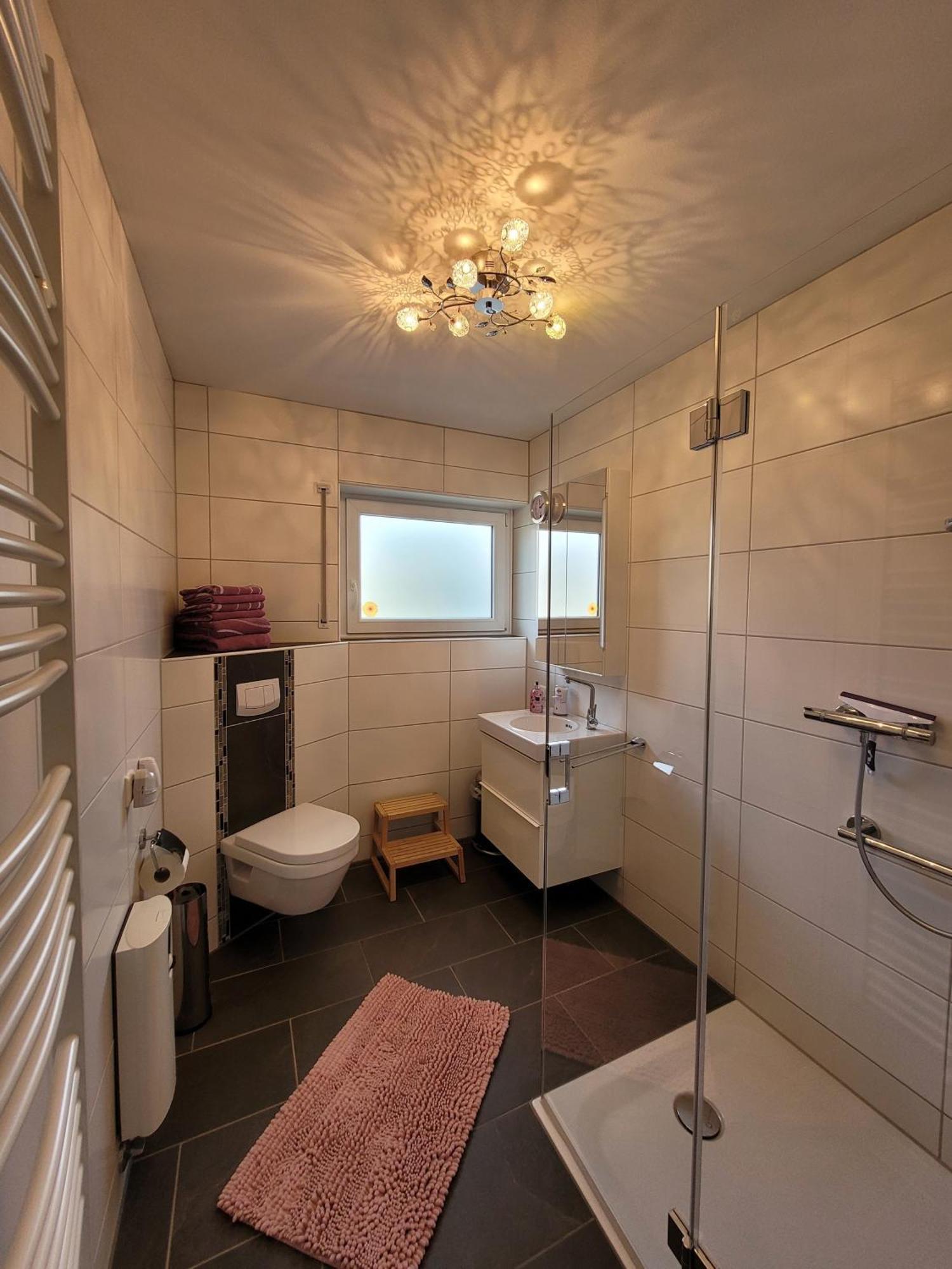 Bi Abbas Jong Apartment Freudenberg  Bagian luar foto